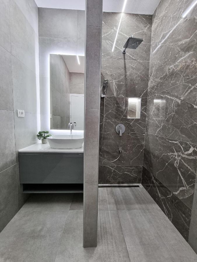 Adria Mare Appartement Crikvenica Buitenkant foto