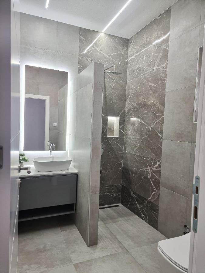 Adria Mare Appartement Crikvenica Buitenkant foto
