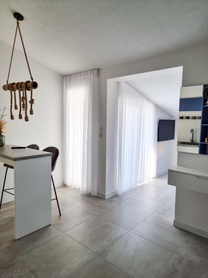 Adria Mare Appartement Crikvenica Buitenkant foto