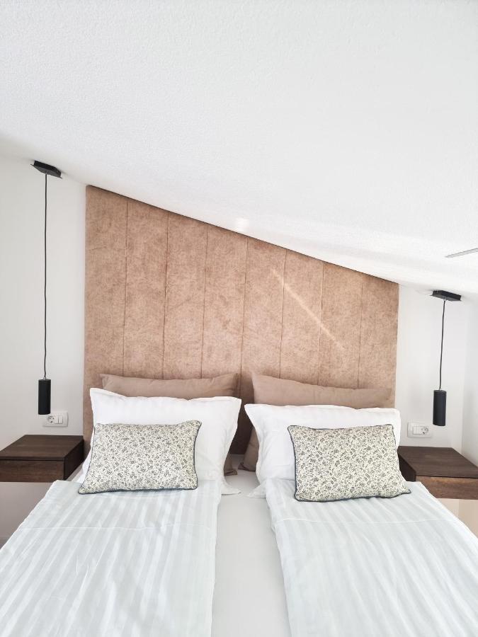 Adria Mare Appartement Crikvenica Buitenkant foto