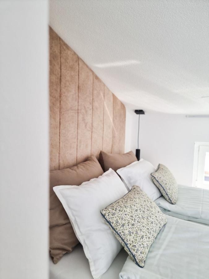Adria Mare Appartement Crikvenica Buitenkant foto